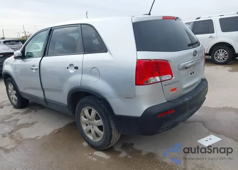 2013 Kia Sorento Lx z USA, uszkodzony, nr VIN 5XYKT4A11DG404441